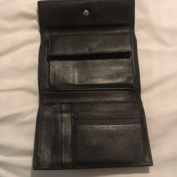 Vintage Prada Women’s Wallet - Picture 7 of 7